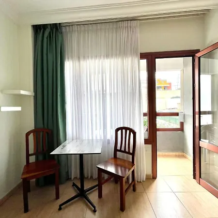 Διαμέρισμα Dbl Exterior Studio, Wifi, Near The Canteras Beach
